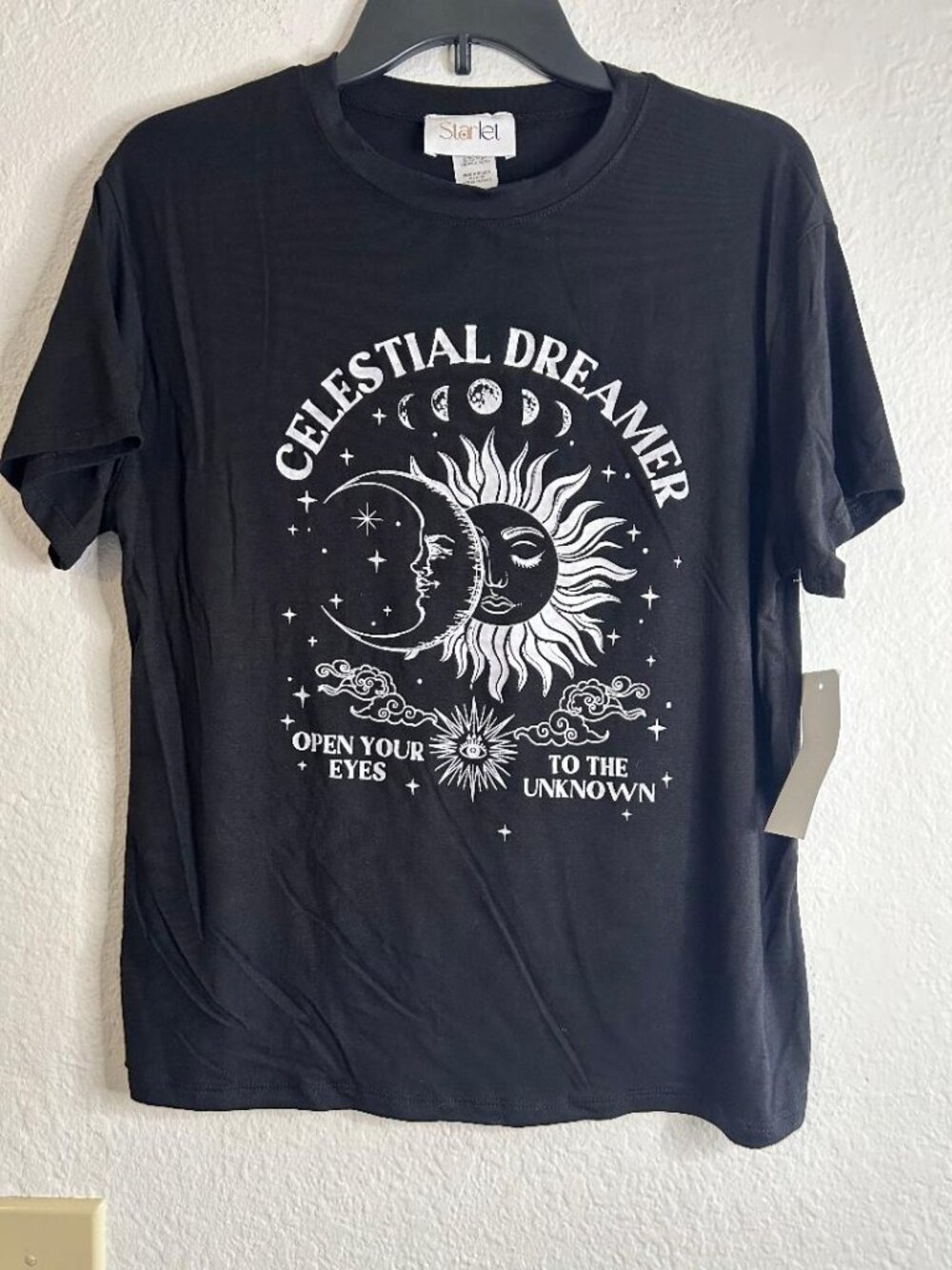 Celestial Dream Moon, Sun & Stars Short Sleeve Graphic Tee Size XL